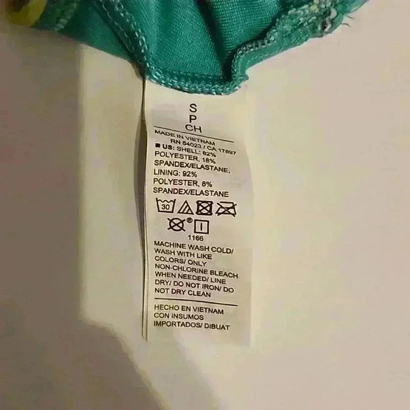 Old Navy 2 piece swimsuit swim set size small - Picture 7 of 9